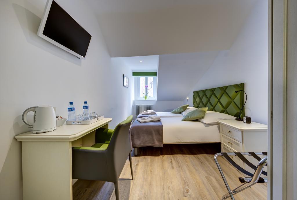 Hotel Du Raisin Lausanne Eksteriør billede